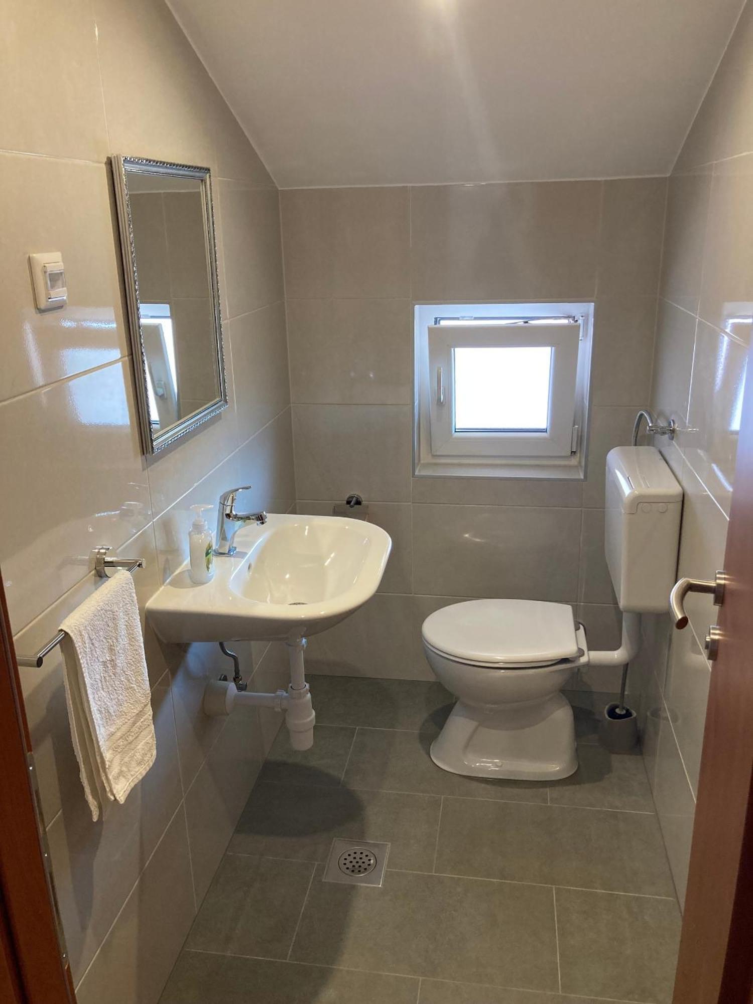 Apartments By The Sea Nin, Zadar - 18457 المظهر الخارجي الصورة